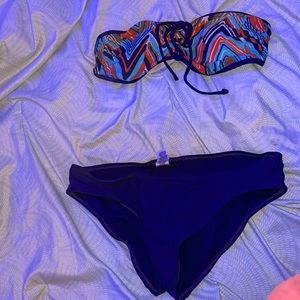 Strapless bathing sute